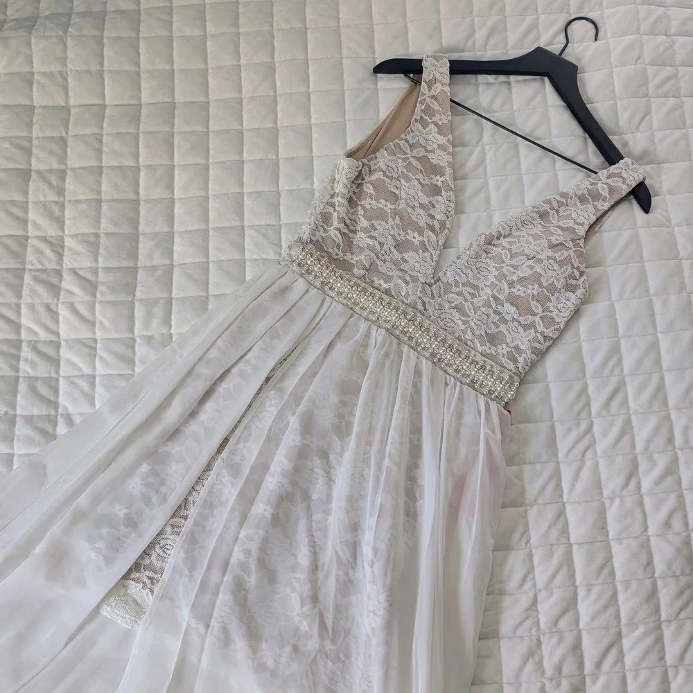 Crystal Doll Tan and Cream Dress Lace Overlay Beaded Waist Size 7 - Picture 1 of 6